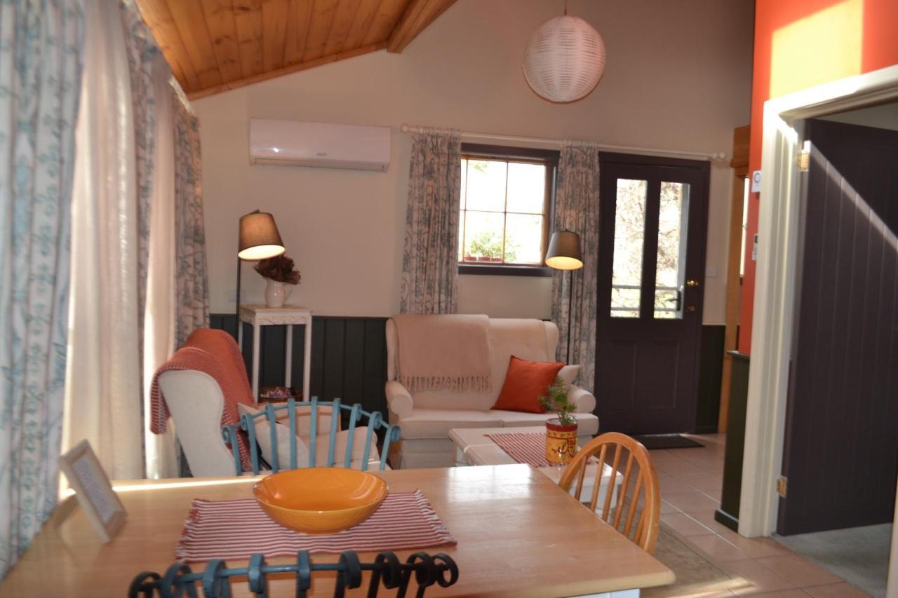 Mulberry Cottage Unique B&B Accommodation Ричмънд Екстериор снимка