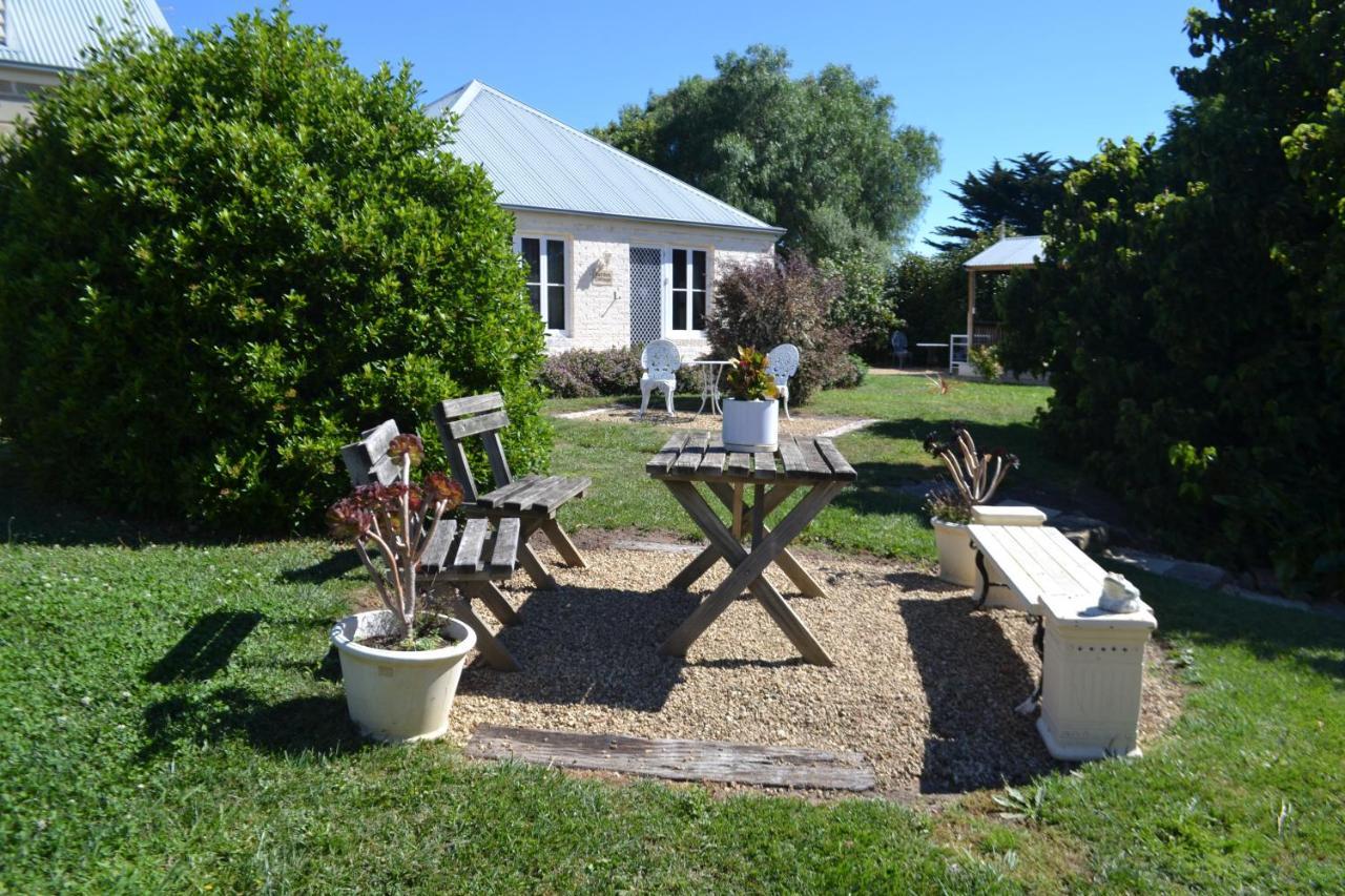 Mulberry Cottage Unique B&B Accommodation Ричмънд Екстериор снимка