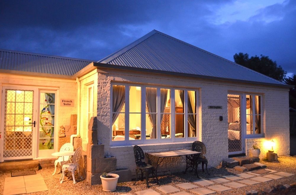 Mulberry Cottage Unique B&B Accommodation Ричмънд Екстериор снимка