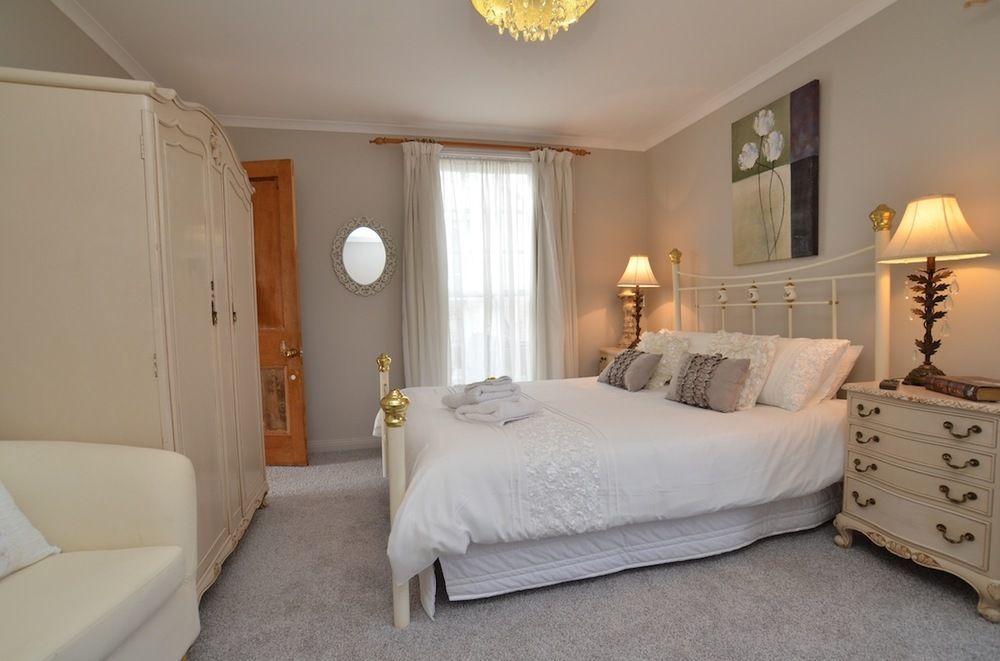 Mulberry Cottage Unique B&B Accommodation Ричмънд Екстериор снимка